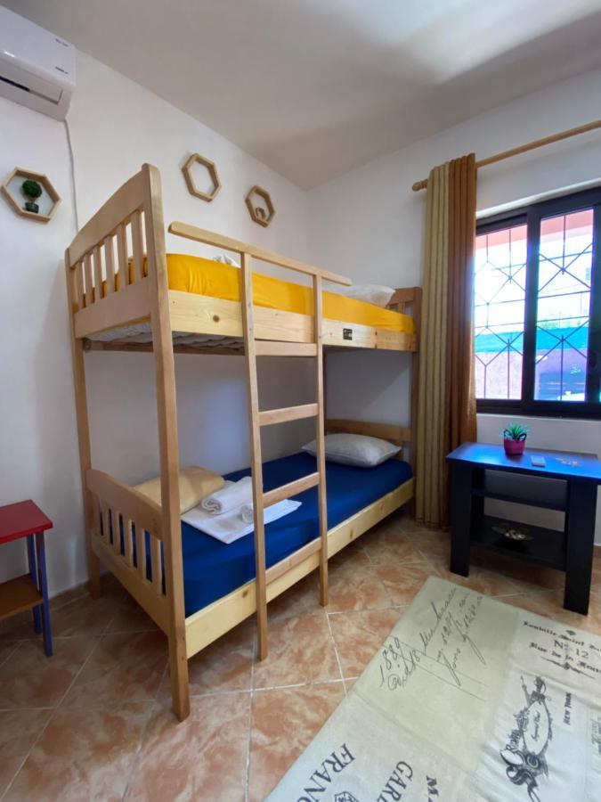 The Hood - Shkodra Backpackers Hostel Εξωτερικό φωτογραφία