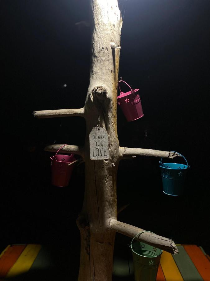 The Hood - Shkodra Backpackers Hostel Εξωτερικό φωτογραφία