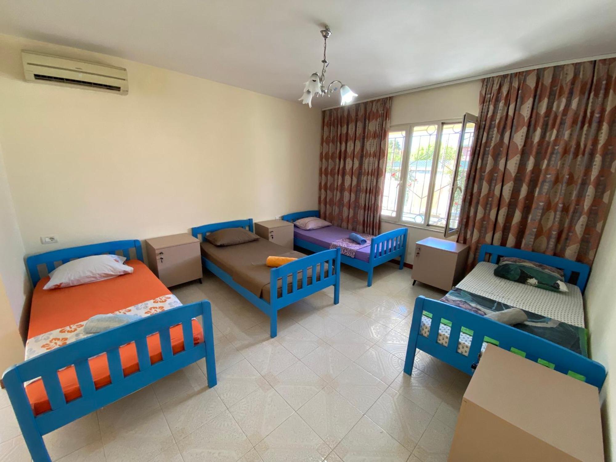 The Hood - Shkodra Backpackers Hostel Εξωτερικό φωτογραφία