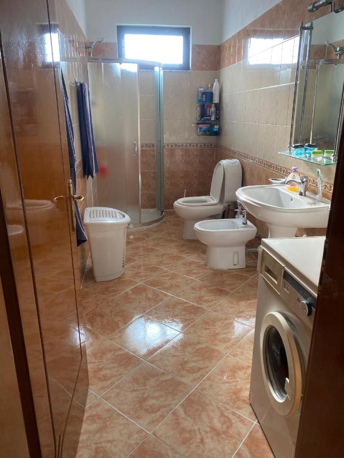 The Hood - Shkodra Backpackers Hostel Εξωτερικό φωτογραφία